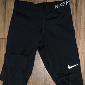 black nike pro leggings